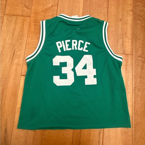 Cropped Reeboks Boston Celtics V-Neck Jersey Pierce Number 34 - Picture 2 of 3